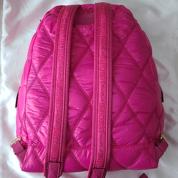 🔥MOSCHINO QUILTED BACKPACK - Picture 3 of 12